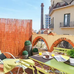 https://feelathome-center-apartments.catalonia-hotels.com