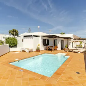 https://villas-superior-chillout-san-blas.in-canary-islands.com