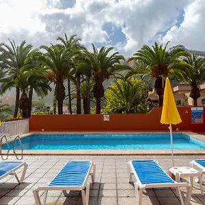https://apartamentos-alta-puerto-de-la-cruz.in-canary-islands.com