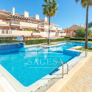 https://los-jardines-de-santa-maria-golf.es-andalucia.com