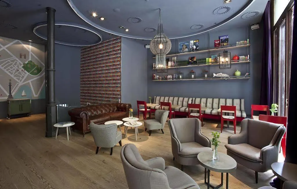 Chic & Basic Born Boutique Hotel Barcelona